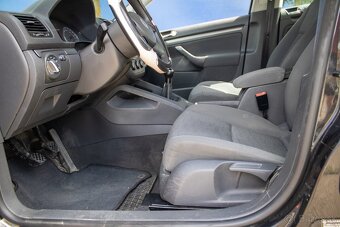 Volkswagen GOLF 1,9 TDI 77kw MT5 Trendline - 11