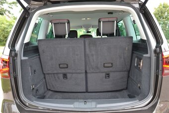 SEAT Alhambra 2.0TDI FR 4x4 184K,7.miestne, AT/7 r.v:2/2018 - 11