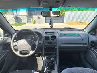 Renault Laguna 1.8 - 11