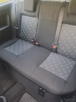 Ford Fiesta 1.3i Benzin 51kw - 11