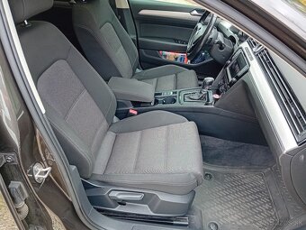Volkswagen Passat  2.0tdi DSG,Led,Panoráma - 11