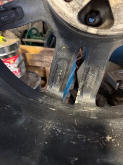 Predám sadu zimných pneumatík s diskami BMW R19 – 5x112 - 5. - 11