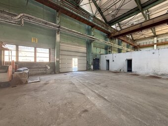 Na prenájom výrobné haly - 4320m2 / 3024m2 - Voľné ihned - 11