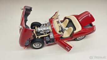 1:18 JAGUAR E CABRIO - 11