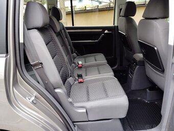 VOLKSWAGEN TOURAN 1.9TDI TRENDLINE, 7 MIESTNY - 11