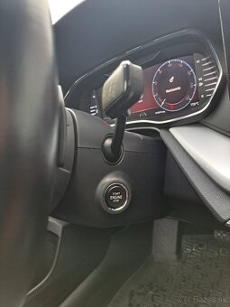 ŠKODA OCTAVIA COMBI 4 2.0 TDI DSG 2021 - 11