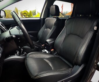MITSUBISHI OUTLANDER 2.2 DI-D 2012 - 4x4 - NAVI-KAMERA-ŤAŽNE - 11