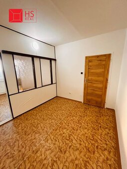 Prenájom 3 izbového bytu na Sídlisku JUH v NZ - 11