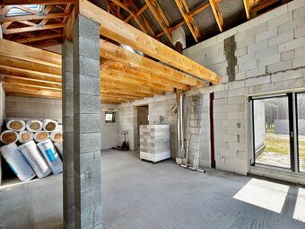 Predaj pozemku s rozostavaným 5izb. domom – Vampíl - 11