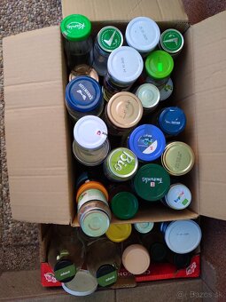 Predám RETRO šamlík, ruksak,stoličky, poháre, pískacie hračk - 11