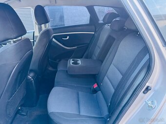 Hyundai i30 1.6Crdi 2016 facelift - 11