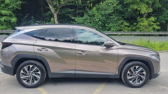 Hyundai Tucson  1,6 benzín - 11