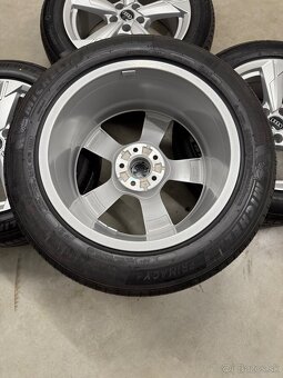 Nepoužitá letná sada 5x112 R18 , 225/55/18 Audi A6 C8 - 11