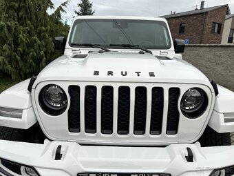 Jeep Wrangler UNLIMITED BRUTE 2,0 PHEV 4XE, DPH - 11