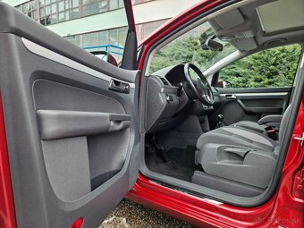 Volkswagen Touran 2.0TDI - 11