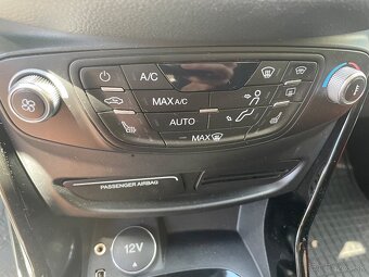 Ford B-MAX - 11