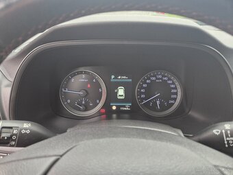 HYUNDAI TUSCON 2.0 CRDi NAFTA + HEV - 11