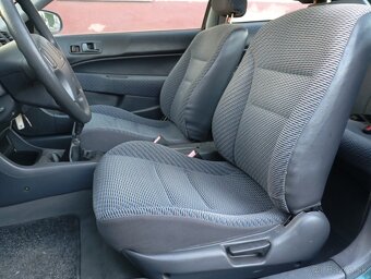 Honda Civic 1.4 55kw rok 1997 - 11