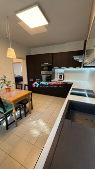 REZERVOVANÉ-6 izbový MODERNÝ RD + garáž + altánok - BRATISLA - 11