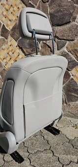 Plne elektrická predná ľavá sedačka, Mercedes w204 od 2007 - 11