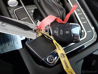 Volkswagen Passat Variant 2.0 TDI DSG - 11