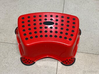 Darujem za odvoz hodiny, lampu atd - 11