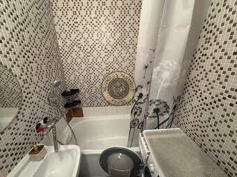 Na predaj 3iz. byt s balkónom v tichej lokalite v Senici - 11