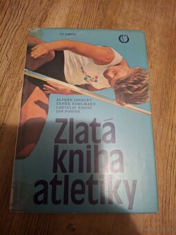 Retro hokejová kniha - 11