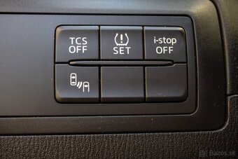 Mazda CX-5 2.2 Skyactiv AWD / 110kW / M6 / 2017 - 11