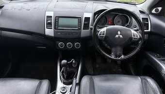 Mitsubishi Outlander 2.0 DI-D 4x4 DOVOZ GB - 11