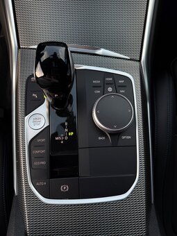 BMW Rad 3 320d mHEV x-Drive A/T M-Sport Edition - 11