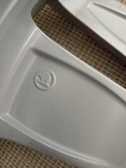 Alu Disky Škoda R17 5x112 Et41 6.5J Audi Volkswagen - 11