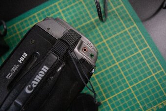 Videokamera Canon UC9Hi - 11