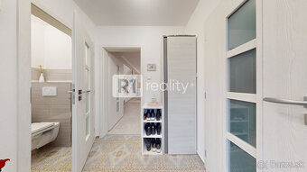 Komfortné 4 izbové bývanie s vlastným pozemkom /vlastný poze - 11