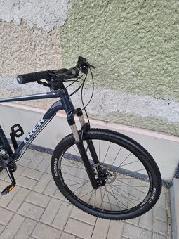 Predám Trek Superfly 5 29er/Xko-21,5"/3x10, VZDUCH - 11