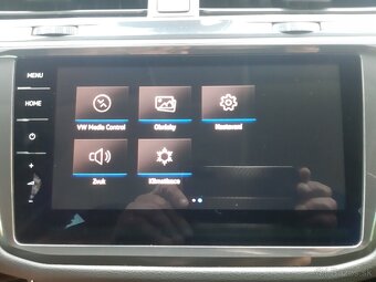 VOLKSWAGEN TIGUAN 2,0 TDI 110 kw DSG - 11
