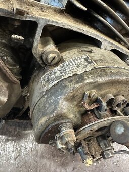 Predám MOTOR ČZ 175/501 skúter,  dvojvýfuk, dynamoštartér - 11