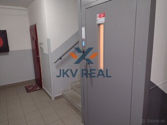 EXKLUZÍVNE  3.IZBOVÝ BYT S LOGIÓU  75m2    PIEŠŤANY - 11