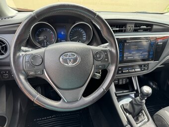 Toyota Auris combi 1.6 97kW, 2017, SK auto,100000km - 11