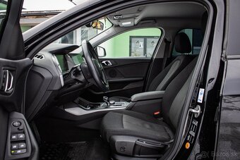 BMW 116d Automat, Black Edit, LED svetlá, R18 ALU, DPH - 11