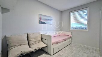 Pozemok pod lesom 1427 m2 - unikátny 4-izbový mobilný... - 11