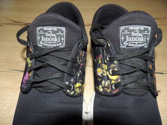 NIKE Air Jordan, Asics Gel Nimbus a Nike SB Stefan Janoski - 11