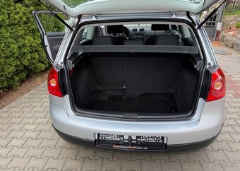 Volkswagen Golf 1,4i klima , Dobrý stav benzín manuál 55 kw - 11