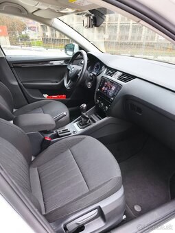 Škoda Octavia Combi 1.6 TDi Style - 11
