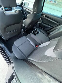 Škoda Octavia 4 2021 2.0TDI DSG - 11