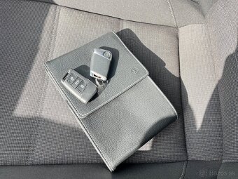 VW Passat 2.0TDI DSG 2019 - navi, nová STK a rozvody - 11