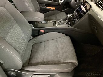 Volkswagen Passat Variant 2.0 TDI DSG - 11