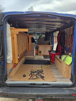 Opel vivaro 2.0 84kw - 11