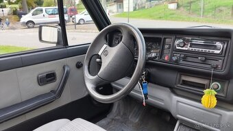 Volkswagen golf Mk1 Cabrio - 11