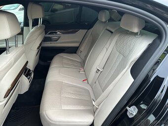 BMW Rad 7 740d xDrive A/T - 11